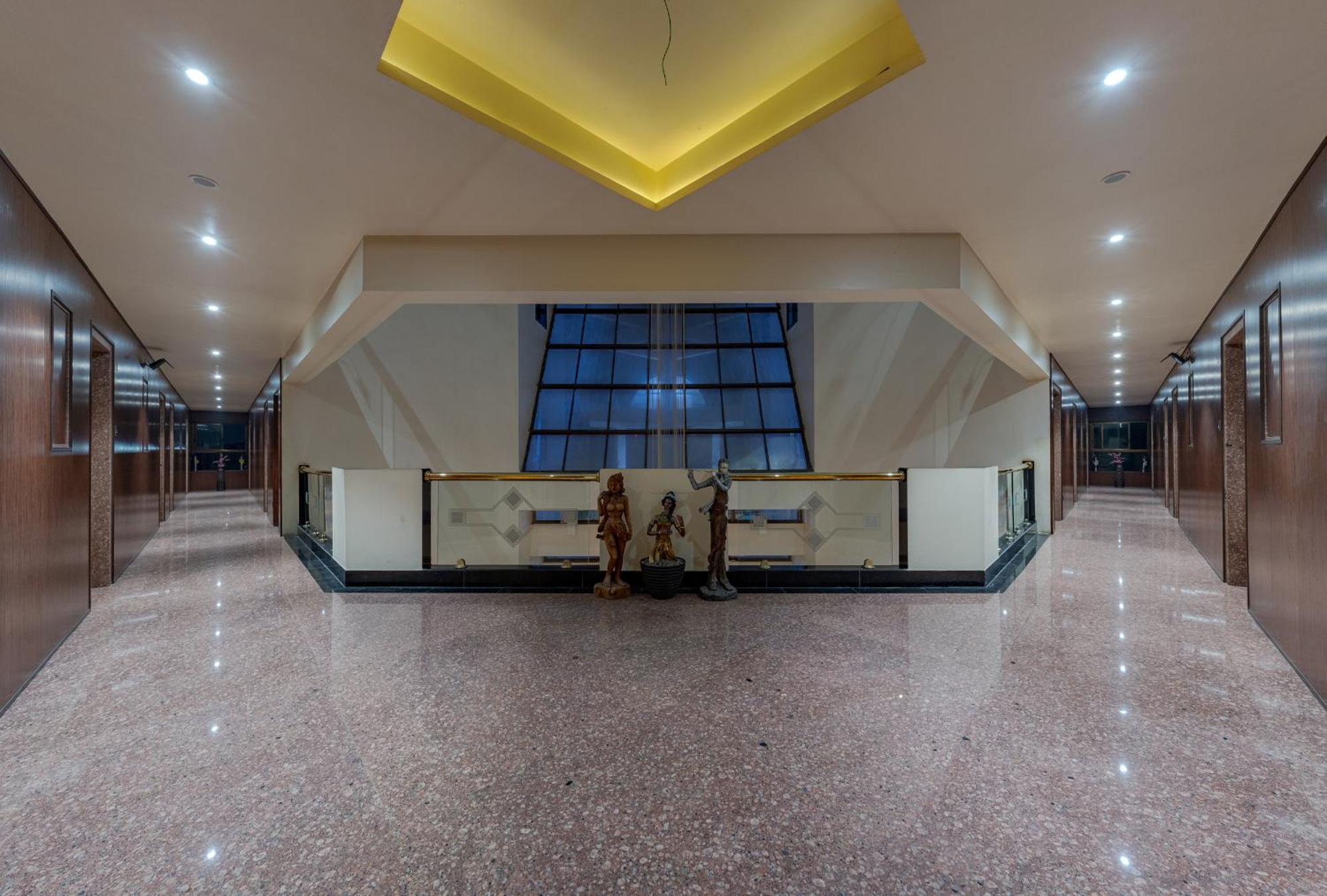 Hotel Surya Executive 3 Star Hotel Solapur Dış mekan fotoğraf