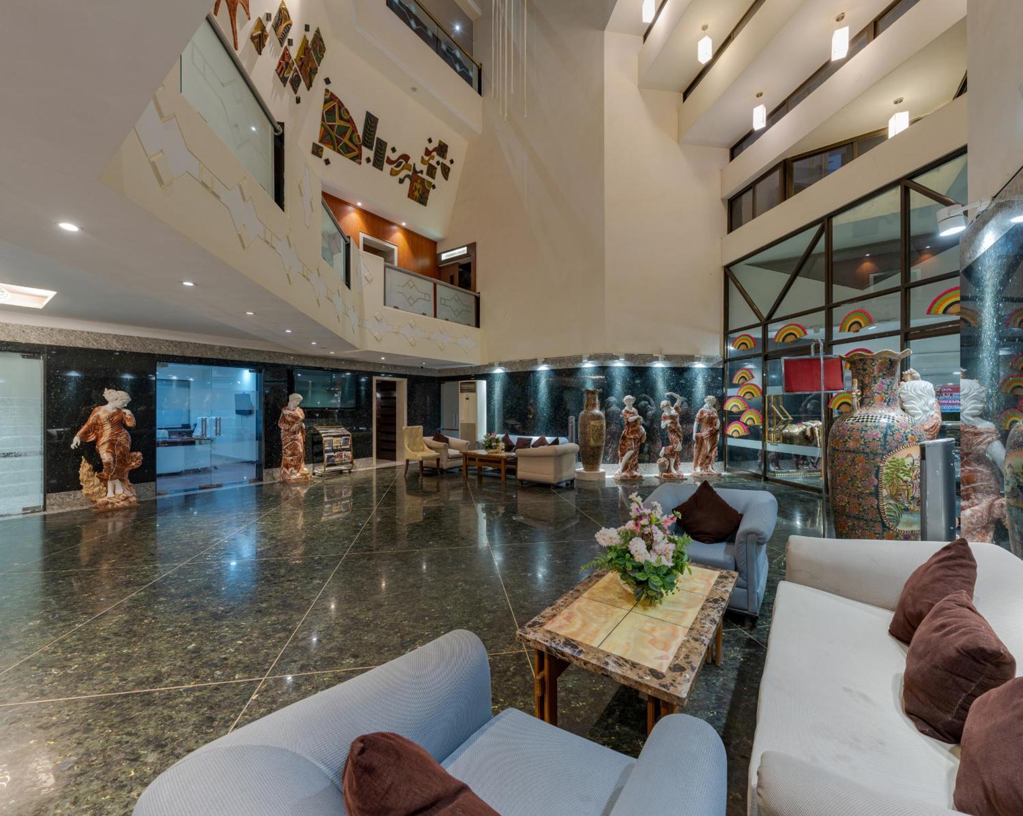 Hotel Surya Executive 3 Star Hotel Solapur Dış mekan fotoğraf